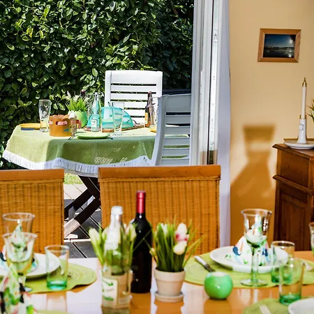 Am Bodensee Mit Garten Und Terrasse Σπίτι διακοπών